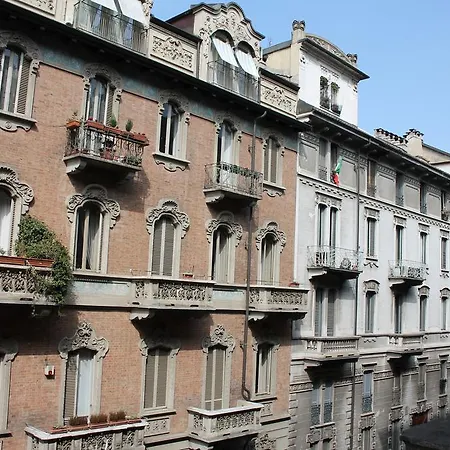 La Luna E I Falo Luxury