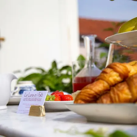 La Luna E I Falo Luxury Bed & Breakfast 4*