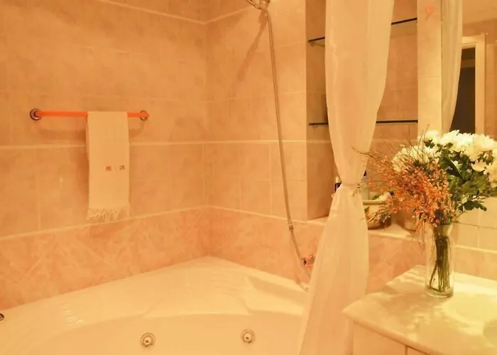 Oda ve Kahvaltı La Luna E I Falo Luxury 4*