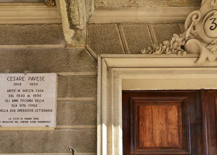 Oda ve Kahvaltı La Luna E I Falo Luxury Torino