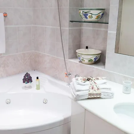 La Luna E I Falo Luxury