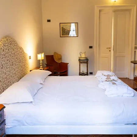 La Luna E I Falo Luxury Bed & Breakfast Turín