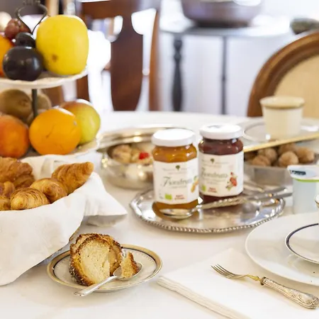 فندق مبيت وإفطار La Luna E I Falo Luxury 4*